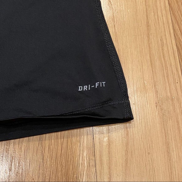 Nike Dri-Fit Pro Cool Training Tank Top, Size M - Picture 10 of 10